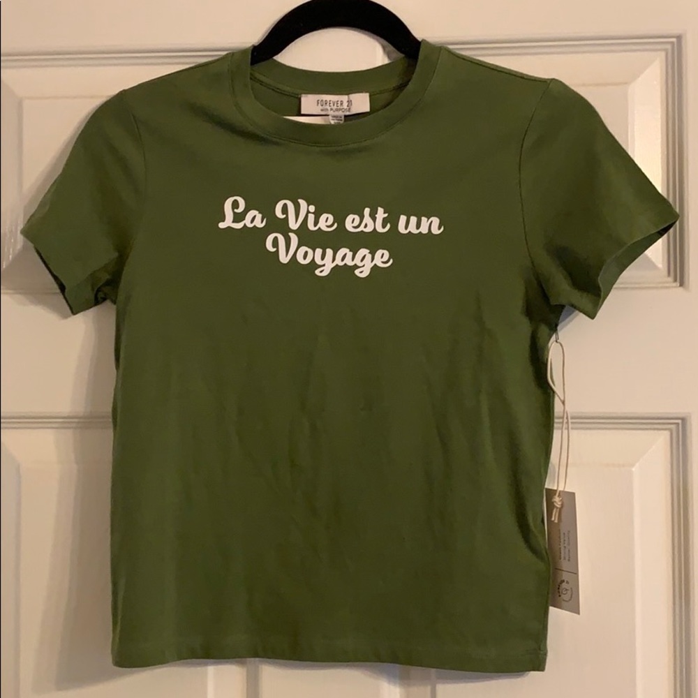 🌞3/$20 Forever 21 “La Vie est un Voyage” Tee